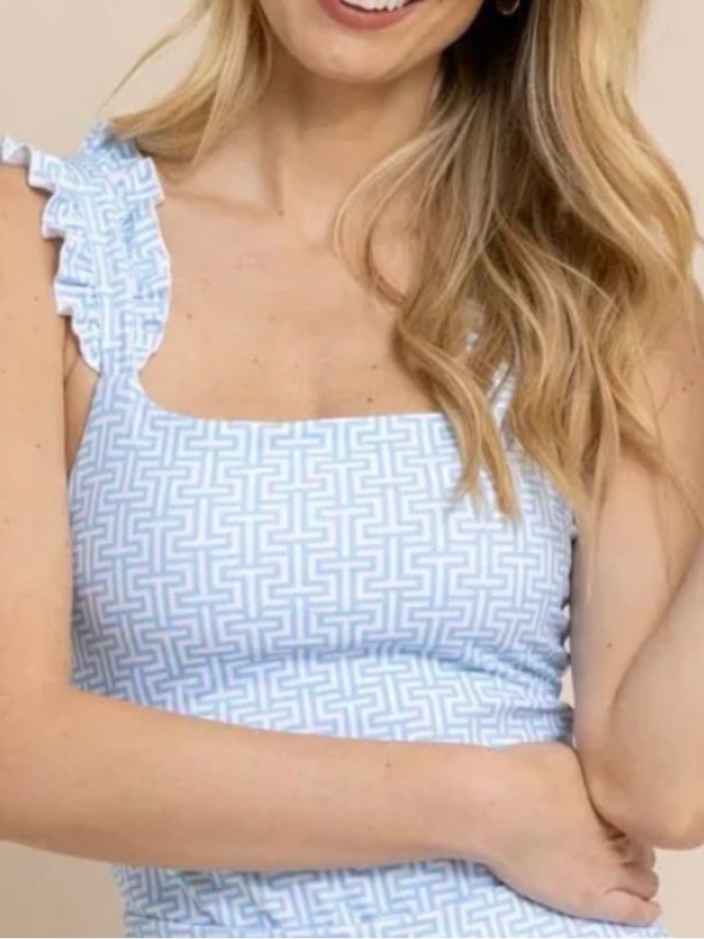 Southern Tide Staci active ruffle tank , built in bra size medium